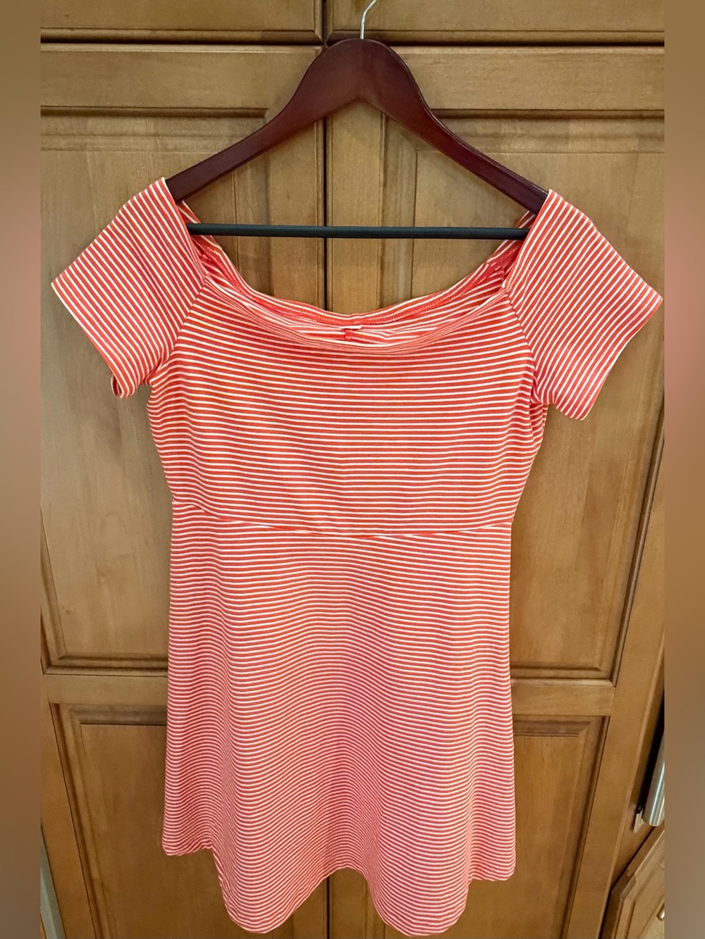 Old Navy Women’s Coral & White Striped Off the Shoulder Dress - Size Medium